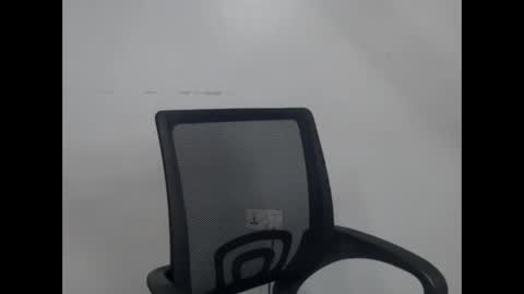 sophie online show from November 15, 8:04 am