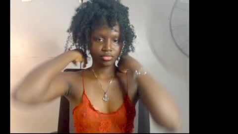 sophie online show from April 16, 7:41 am