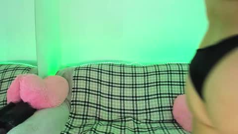 CurlyDreams online show from April 16, 5:30 am