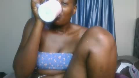 mel online show from February 20, 12:42 am