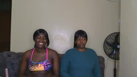 Snapshot of curvyebony1 chatting on January 26, 3:17 am curtis online show from January 26, 3:17 am