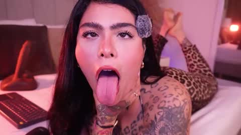 Samantha online show from January 16, 6:15 pm