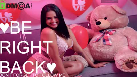    Independent Model online show from March 10, 9:41 pm