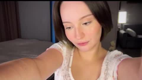 Emily online show from March 29, 2:32 am