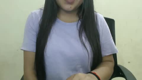 Snapshot of cute_kavya chatting on October 5, 8:19 am cute_kavya online show from October 5, 8:19 am