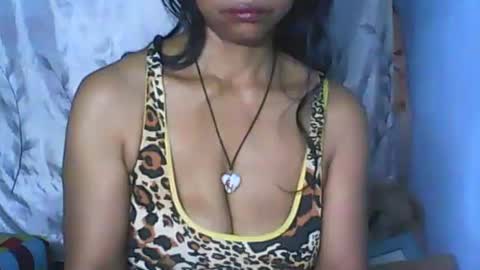 murielle online show from November 17, 6:41 pm