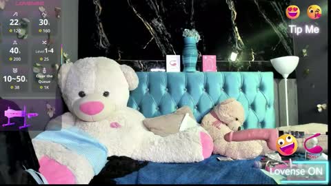 cute_zoe1 online show from November 3, 10:03 pm