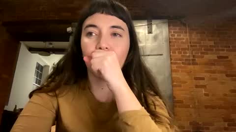 Snapshot of cuteballoons chatting on January 26, 2:35 am CuteBalloons online show from January 26, 2:35 am