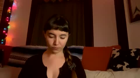 Snapshot of cuteballoons chatting on January 2, 12:55 am CuteBalloons online show from January 2, 12:55 am