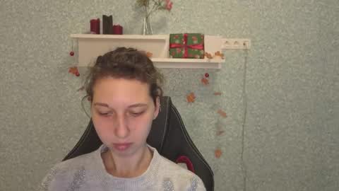 Elli online show from December 20, 5:55 am