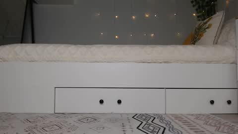 Anna online show from March 28, 10:37 am