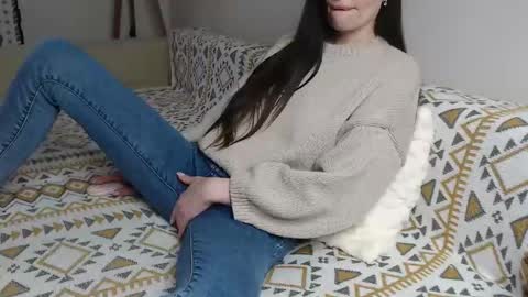 Anna online show from April 11, 7:45 am