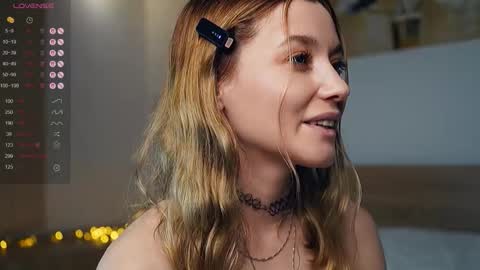 Mary online show from December 17, 10:47 pm