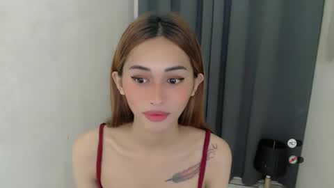 Snapshot of cutie_mitcha chatting on February 3, 12:36 am cutie_mitcha online show from February 3, 12:36 am
