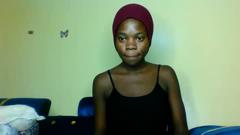 cutieplush online show from March 25, 11:35 am