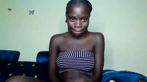 cutieplush online show from April 3, 8:07 pm