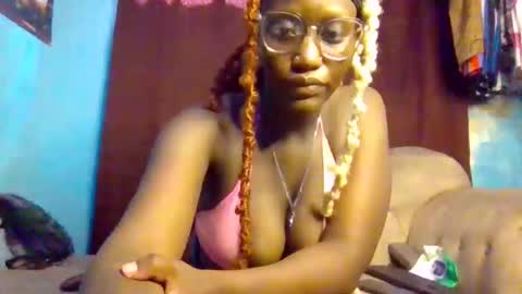 CUTIE online show from April 6, 11:55 am