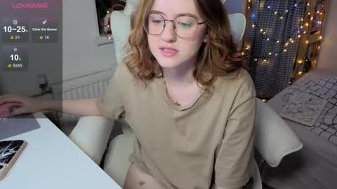 Alice  online show from December 1, 7:56 am