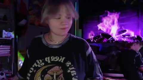 cutiepiespanks online show from July 23, 3:15 am