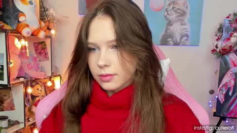 Rori  Instagram cutierori  online show from December 20, 3:03 am