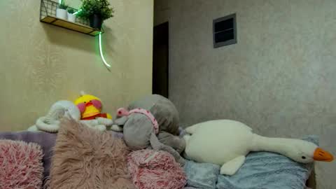 cuttiebunny online show from November 2, 2:59 am