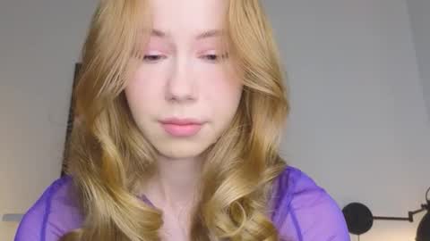 Snapshot of cuute_angell chatting on October 21, 5:06 pm Virginia See you on Sunday online show from October 21, 5:06 pm