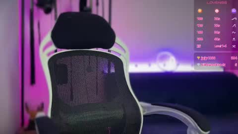 Lily Goddess online show from April 10, 10:27 pm