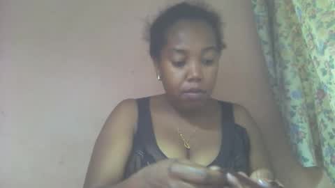 Cynthia9794 online show from April 4, 6:18 pm