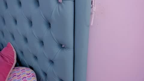 darling online show from October 4, 10:10 am