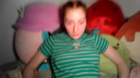 Saoirse online show from December 13, 3:49 am