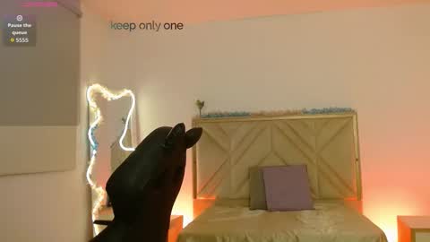 dahia  online show from September 26, 3:48 am