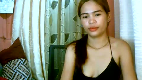 Im Dahlia online show from December 11, 3:45 am