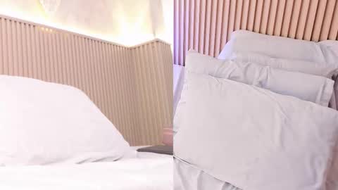 Daiana online show from December 19, 8:12 pm