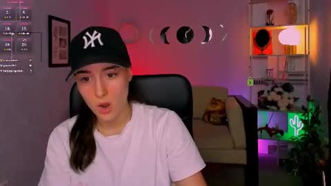 daisy online show from June 23, 12:14 pm