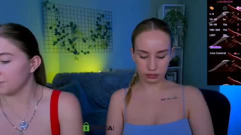 Snapshot of daisy_candy chatting on September 18, 7:34 pm Little Di online show from September 18, 7:34 pm