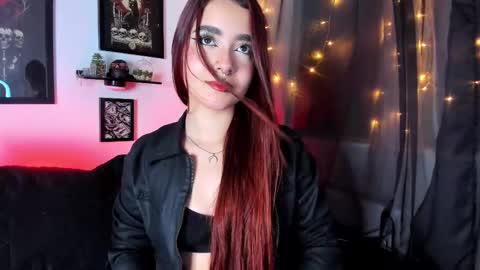 Snapshot of dakota_cullenn chatting on September 17, 6:22 am Dako online show from September 17, 6:22 am