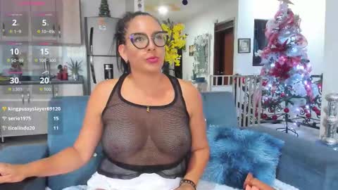 Dakota Johnson online show from December 5, 9:16 pm