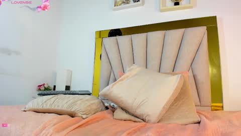 dakota_stream online show from October 8, 1:48 pm