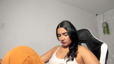 dakota_x18 online show from February 21, 8:31 pm