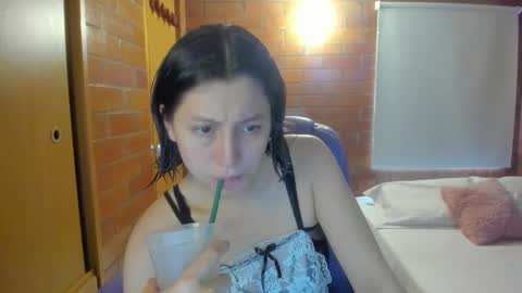 The girl of your dreams o online show from December 30, 7:11 pm