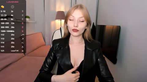 Dakota online show from November 13, 10:25 am