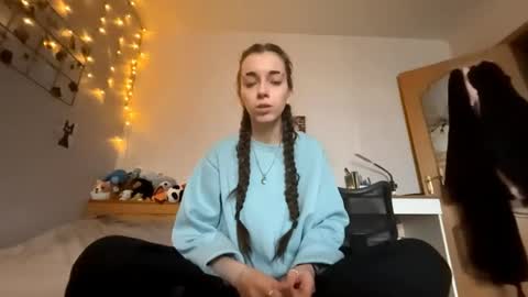 dalenebruno online show from April 11, 7:45 am