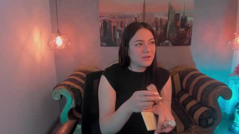 dali_collin online show from December 18, 1:27 pm