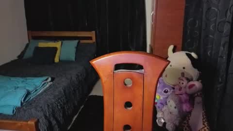 lissa online show from April 11, 11:08 pm