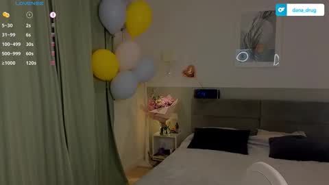 Dana online show from March 30, 5:23 pm