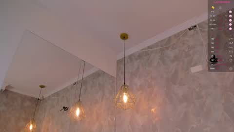    online show from November 8, 1:10 am