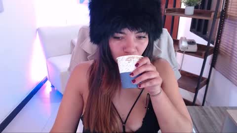 Veronica online show from September 19, 12:48 pm