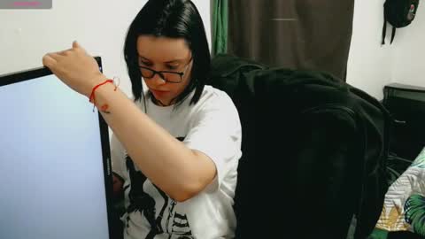 dani y jocelyn online show from January 12, 10:04 pm