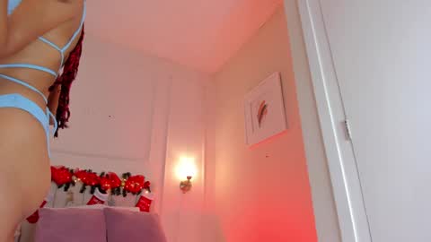 Hi I am Dani online show from December 10, 11:32 am