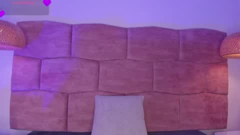   online show from April 9, 2:58 am